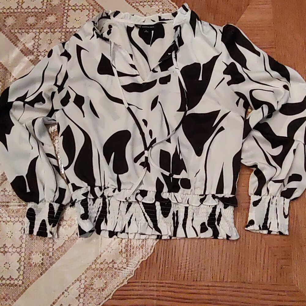 INC International Concepts top M